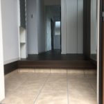 今泉　建売　玄関